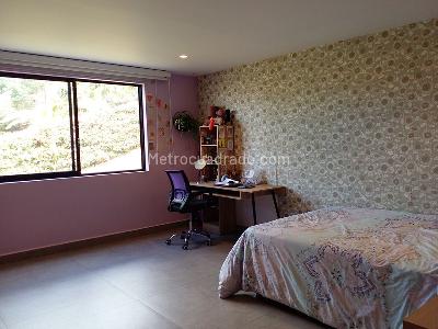 Casa de 4 alcobas en venta en Envigado, Envigado, 500 m² · foto 13 de 20