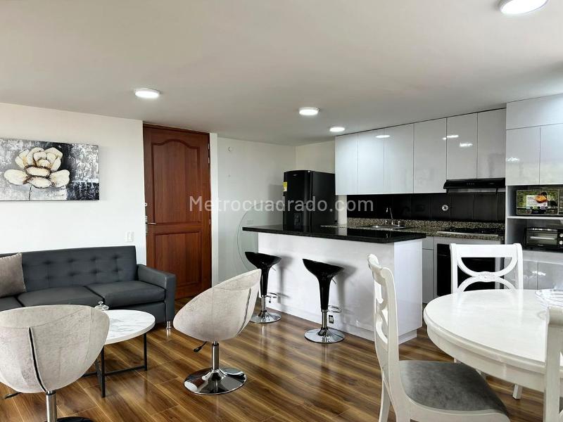 Furnished 3BR Apartment with Gym in El Poblado - 4