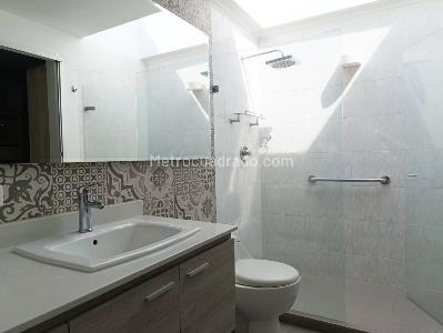 Casa en arriendo en El Poblado, Medellín · foto 18 de 19