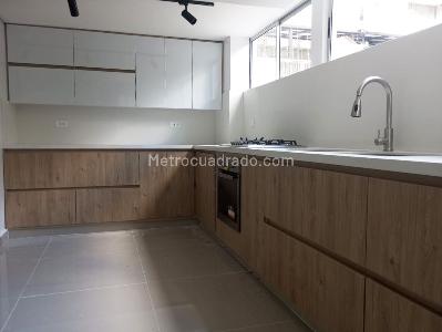 Apartamento de 3 alcobas en venta en El Poblado, Medellín, 175 m² · foto 5 de 16