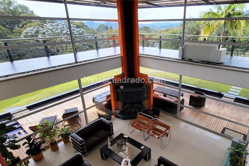 4BR House in EL RETIRO (450 m²) - 4
