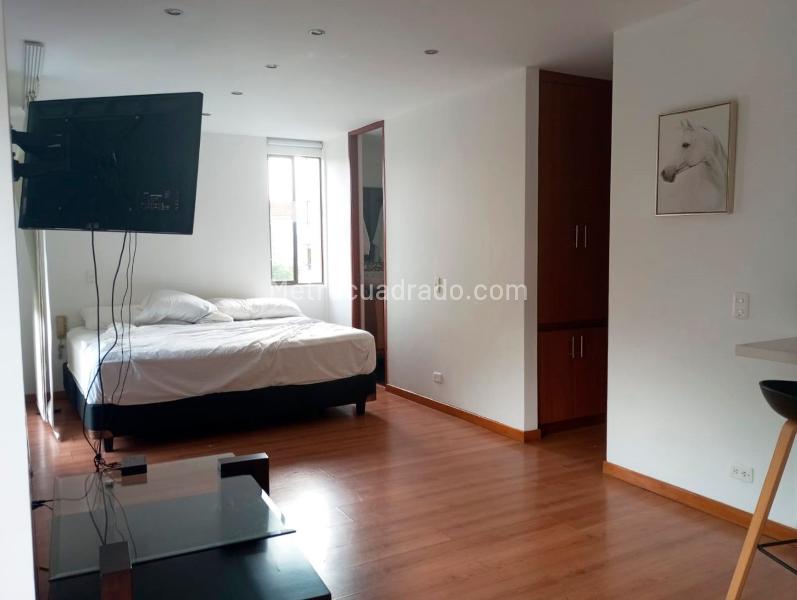 Cozy Studio Apartment in El Poblado - 2