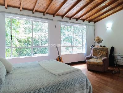 Casa de 3 alcobas en venta en El Poblado, Medellín, 325 m² · foto 10 de 20