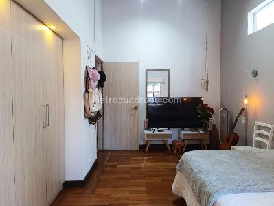 Casa de 3 alcobas en venta en El Poblado, Medellín, 325 m² · foto 13 de 20