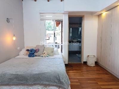 Casa de 3 alcobas en venta en El Poblado, Medellín, 325 m² · foto 14 de 20