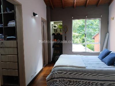 Casa de 3 alcobas en venta en El Poblado, Medellín, 325 m² · foto 15 de 20