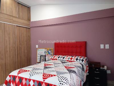 Casa de 5 alcobas en venta en Envigado, Envigado, 247 m² · foto 14 de 18