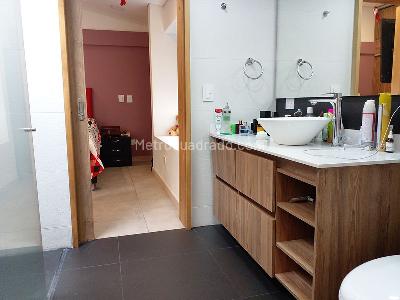 Casa de 5 alcobas en venta en Envigado, Envigado, 247 m² · foto 17 de 18