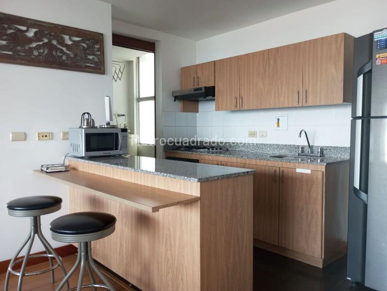 Furnished 2BR Apartment with Balcony in El Poblado - 3