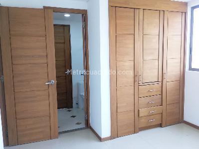 Apartamento de 3 alcobas en arriendo en Sabaneta, Sabaneta, 114 m² · foto 13 de 18