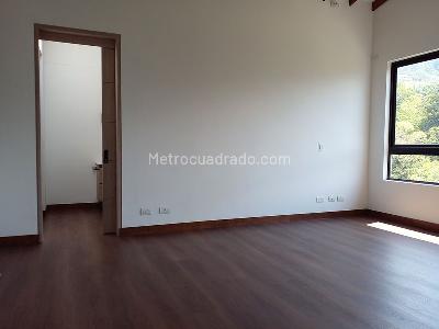 Casa de 3 alcobas en venta en Envigado, Envigado, 309 m² · foto 12 de 20