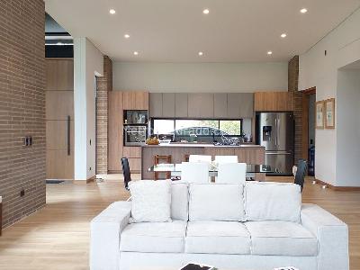 Casa de 3 alcobas en venta en Envigado, Envigado, 260 m² · foto 4 de 20