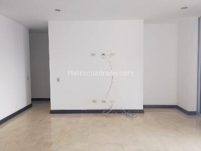 Apartamento de 2 alcobas en venta en Sabaneta, Sabaneta, 108 m² · foto 3 de 19