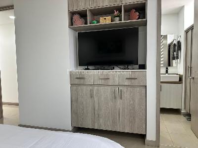 Apartamento de 4 alcobas en venta en El Poblado, Medellín, 225 m² · foto 13 de 19