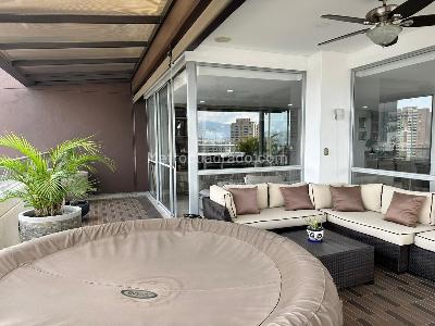 Apartamento de 4 alcobas en venta en El Poblado, Medellín, 225 m² · foto 17 de 19