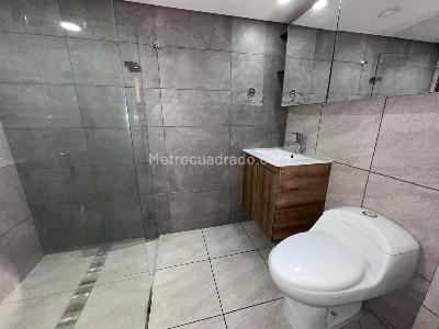 Apartamento de 3 alcobas en venta en El Poblado, Medellín, 98 m² · foto 16 de 17