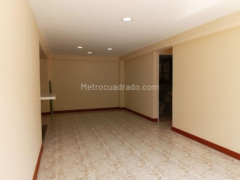 Cozy 3BR Apartment in El Poblado - 3