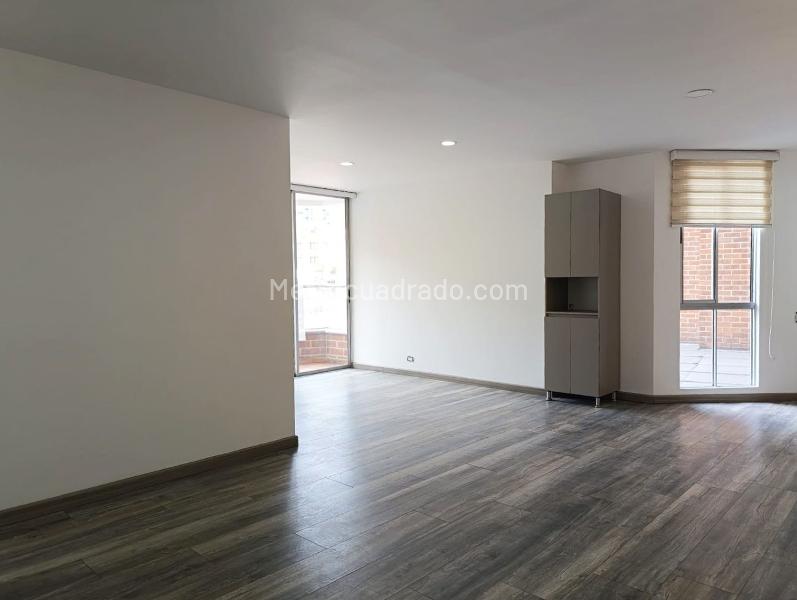 2BR Apartment for Rent in El Poblado with Balcony & Covered Parking - 5