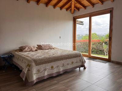 Casa de 4 alcobas en venta en Rionegro, Rionegro, 430 m² · foto 10 de 20