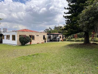 Casa de 4 alcobas en venta en Rionegro, Rionegro, 430 m² · foto 19 de 20