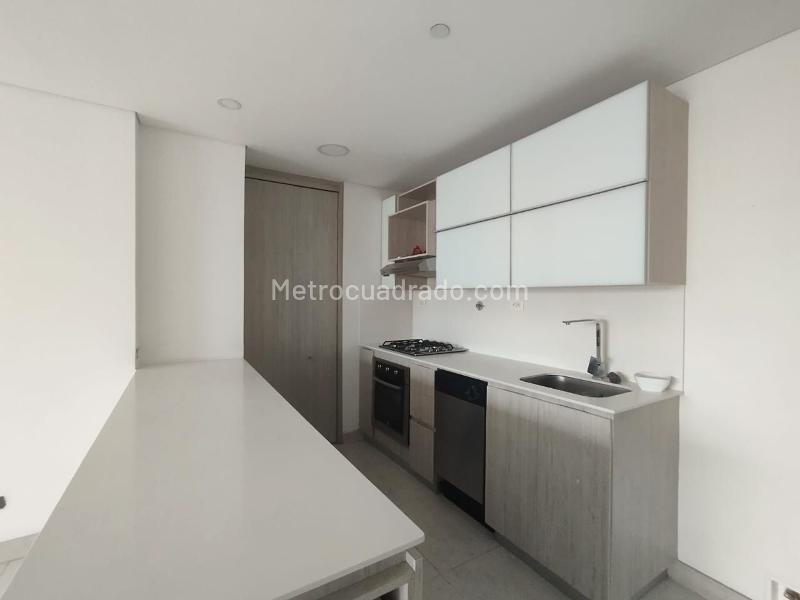 Apartamento de 3 Alcobas en El Poblado con Amenidades 24/7 - 9