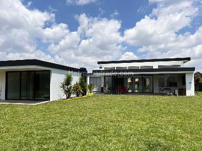 Casa de 4 alcobas en venta en Rionegro, Rionegro, 570 m² · foto 16 de 18