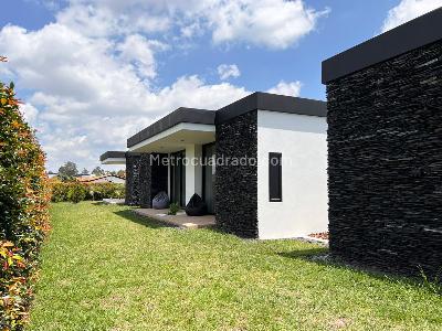 Casa de 4 alcobas en venta en Rionegro, Rionegro, 570 m² · foto 18 de 18