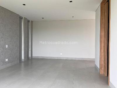 Casa de 4 alcobas en venta en Rionegro, Rionegro, 570 m² · foto 6 de 18
