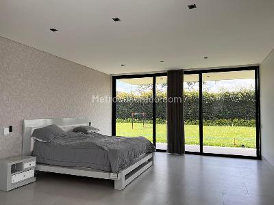 Casa de 4 alcobas en venta en Rionegro, Rionegro, 570 m² · foto 9 de 18