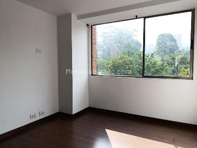 Apartamento de 2 alcobas en arriendo en El Poblado, Medellín, 95 m² · foto 10 de 18