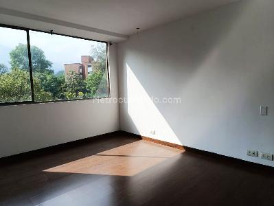 Apartamento de 2 alcobas en arriendo en El Poblado, Medellín, 95 m² · foto 11 de 18