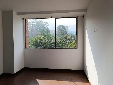 Apartamento de 2 alcobas en arriendo en El Poblado, Medellín, 95 m² · foto 13 de 18