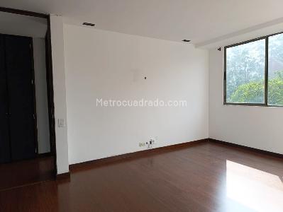 Apartamento de 2 alcobas en arriendo en El Poblado, Medellín, 95 m² · foto 9 de 18