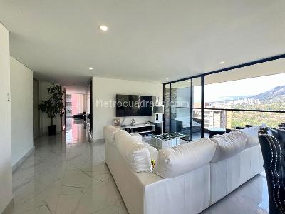 Apartamento en venta en Envigado, Envigado · foto 3 de 17