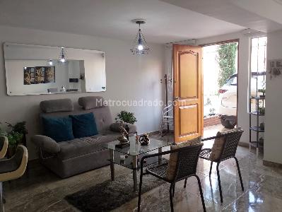 Casa de 4 alcobas en venta en Sabaneta, Sabaneta, 210 m² · foto 3 de 20