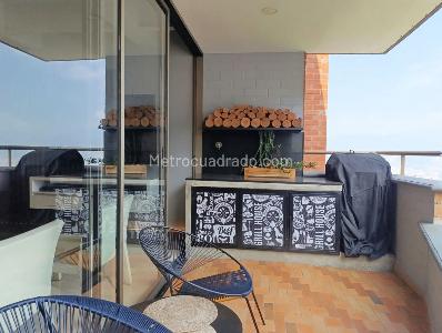 Apartamento de 2 alcobas en arriendo en El Poblado, Medellín, 127 m² · foto 18 de 19