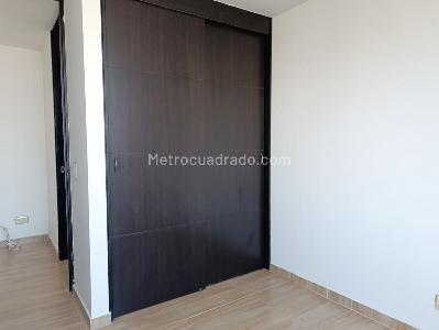 Apartamento de 3 alcobas en arriendo en Los Balsos, Medellín, 78 m² · foto 11 de 18