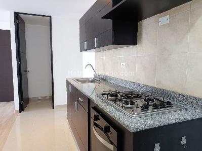 Apartamento de 3 alcobas en arriendo en Los Balsos, Medellín, 78 m² · foto 5 de 18