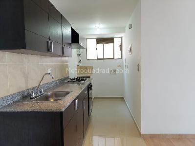 Apartamento de 3 alcobas en arriendo en Los Balsos, Medellín, 78 m² · foto 6 de 18