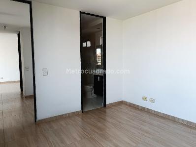 Apartamento de 3 alcobas en arriendo en Los Balsos, Medellín, 78 m² · foto 7 de 18
