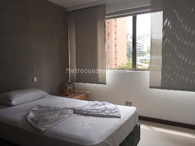 Apartamento de 3 alcobas en arriendo en El Poblado, Medellín, 160 m² · foto 13 de 17