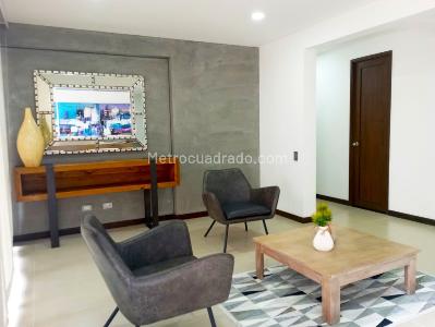 Apartamento de 3 alcobas en arriendo en El Poblado, Medellín, 160 m² · foto 3 de 17