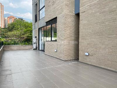 Apartamento de 2 alcobas en arriendo en El Poblado, Medellín, 112 m² · foto 18 de 18