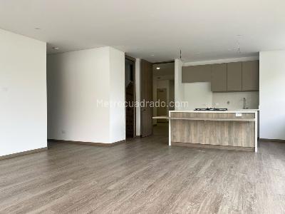 Apartamento de 2 alcobas en arriendo en El Poblado, Medellín, 112 m² · foto 4 de 18