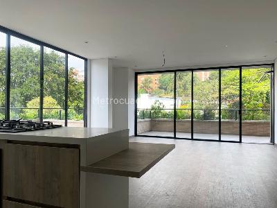 Apartamento de 2 alcobas en arriendo en El Poblado, Medellín, 112 m² · foto 5 de 18
