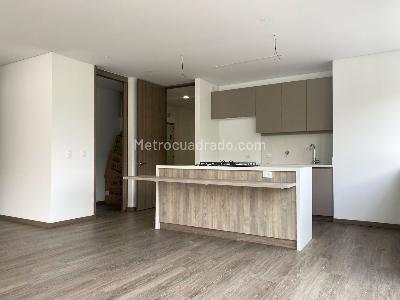 Apartamento de 2 alcobas en arriendo en El Poblado, Medellín, 112 m² · foto 6 de 18