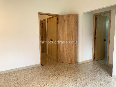 Apartamento en arriendo en El Poblado, Medellín · foto 10 de 18