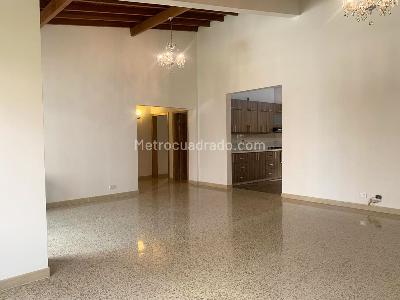 Apartamento en arriendo en El Poblado, Medellín · foto 4 de 18