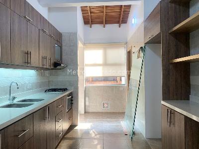 Apartamento en arriendo en El Poblado, Medellín · foto 5 de 18