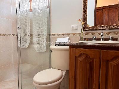 Casa de 4 alcobas en venta en Rionegro, Rionegro, 380 m² · foto 14 de 19